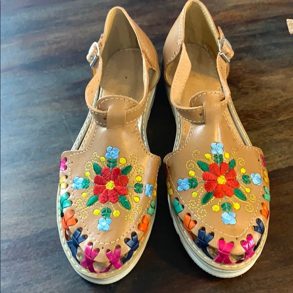 Mexican huaraches leather flowered - Picture 3 of 9